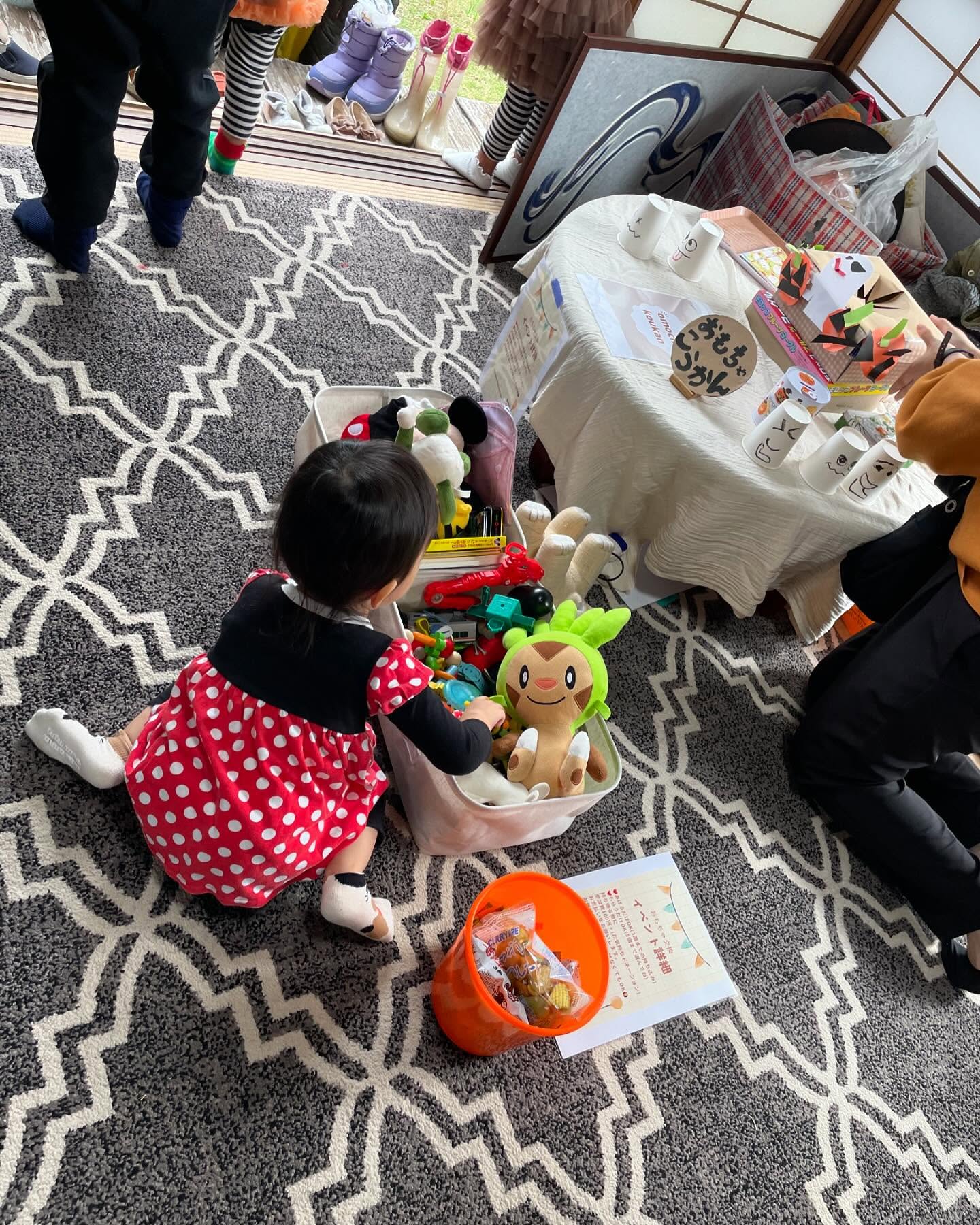 ハロウィンイベントで仮装した子どもたちの様子